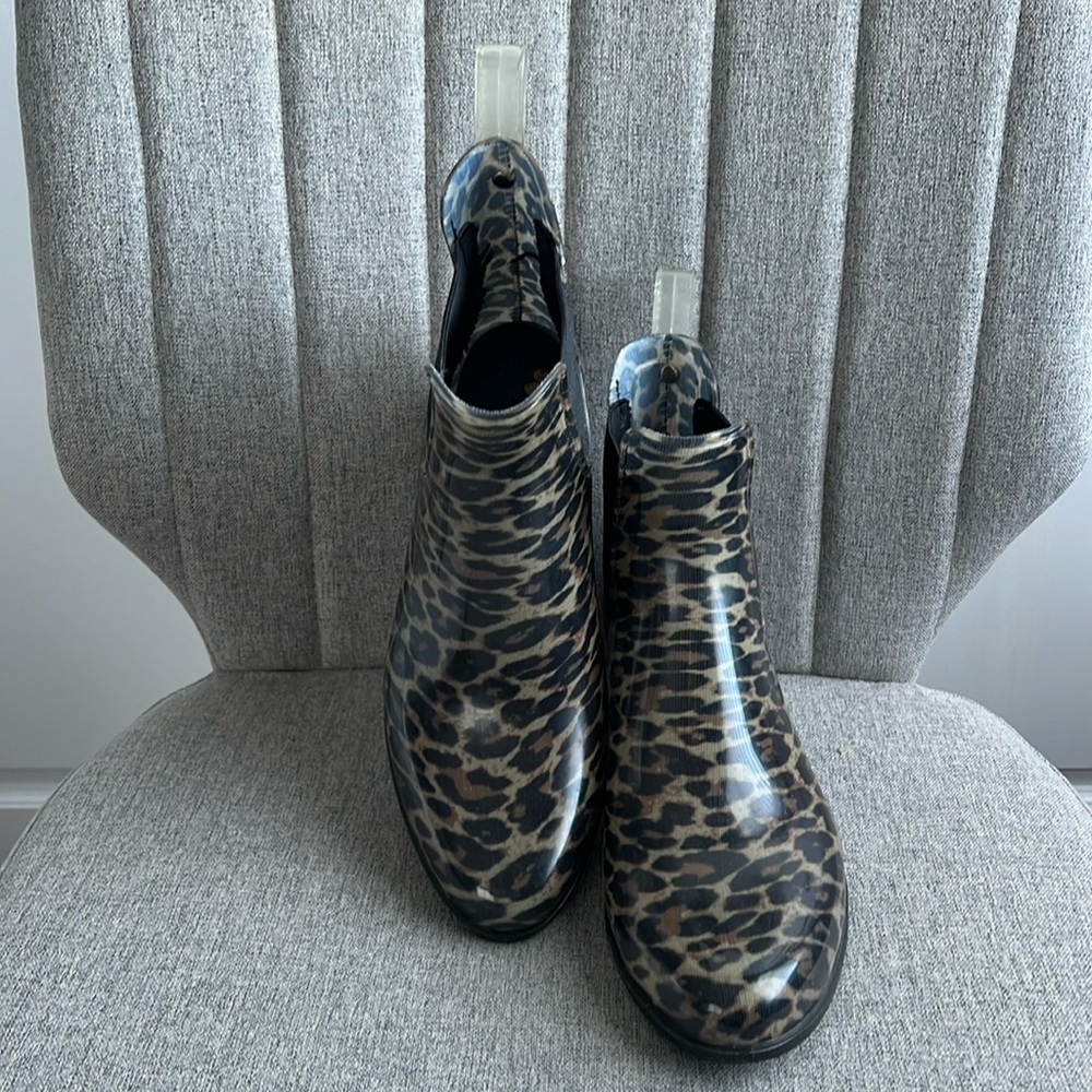 Sam Edelman Leopard Print Winter Rain Boots